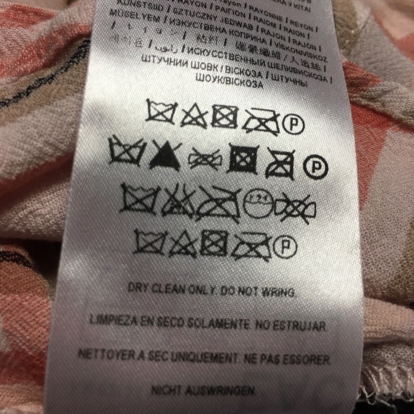 Unique Guess Women’s Button-Down Long Sleeve Top - Picture 9 of 9